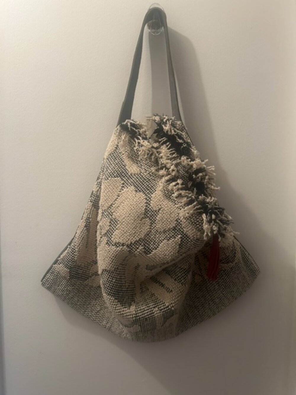 Free People Miramar Azulejos Carryall Leather Strap Slouchy Textured Bag NEW - Picture 8 of 16